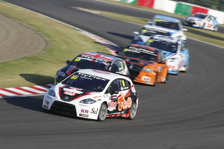 2012 FIA WTCC レース1　【鈴鹿サーキット】_d0108063_115035.jpg