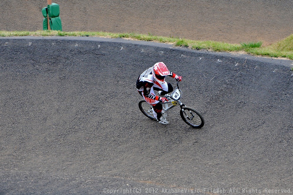 第２９回全日本ＢＭＸ選手権大会（修善寺CSC BMXトラック）VOL17：ボーイ１３−１４決勝_b0065730_1863793.jpg