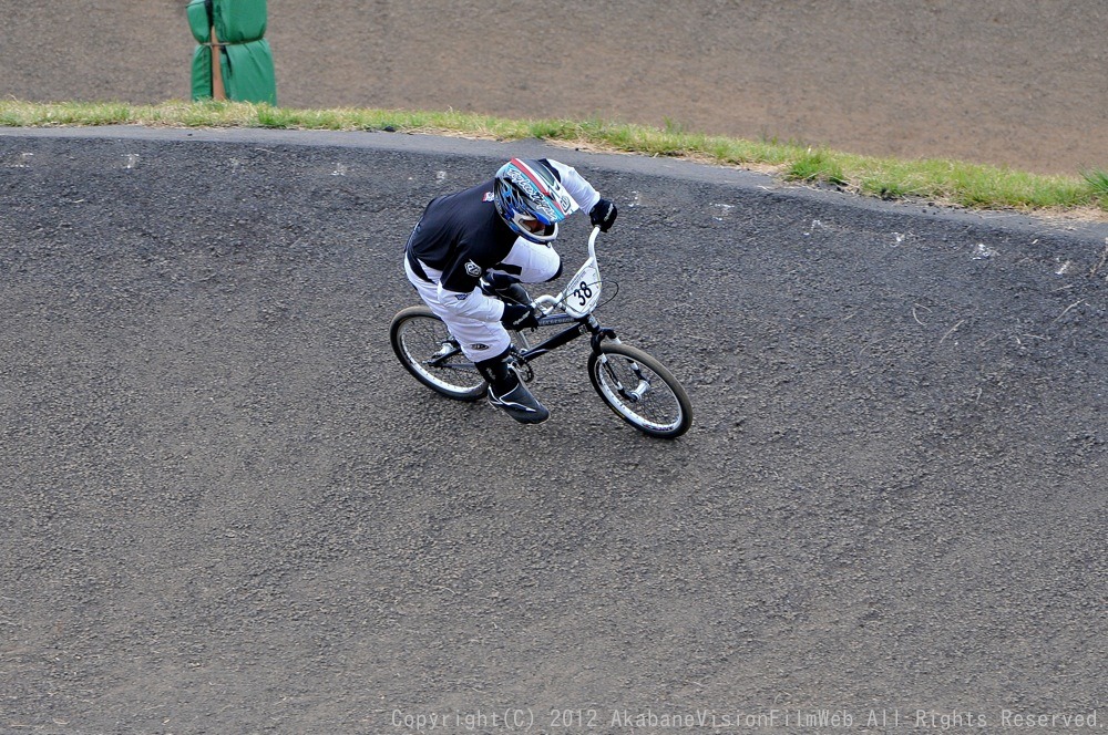 第２９回全日本ＢＭＸ選手権大会（修善寺CSC BMXトラック）VOL19：メン３０才オーバー決勝_b0065730_19304429.jpg