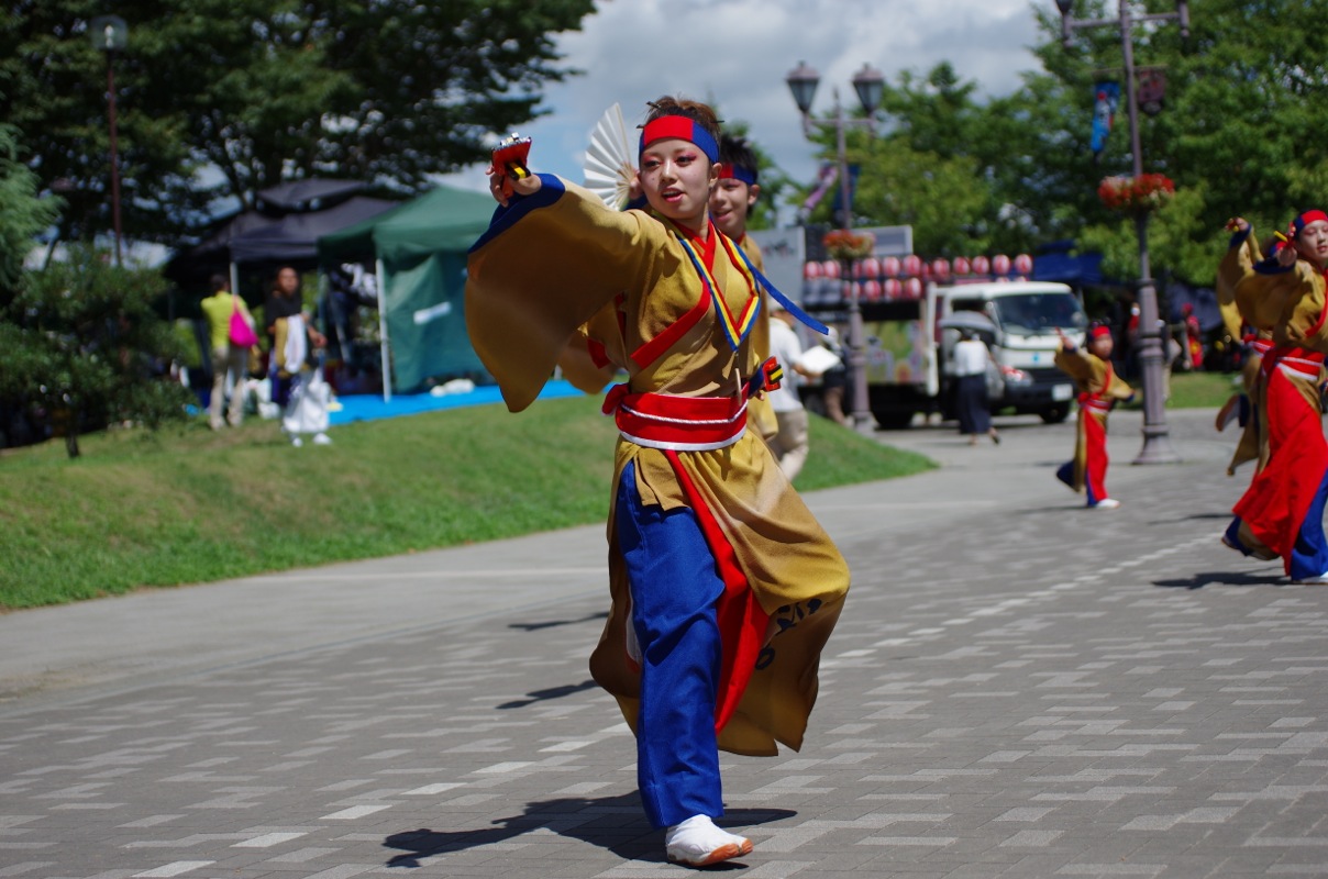 おの恋おどり２０１２公園内パレードその１（浜っ子２０００）_a0009554_23155195.jpg