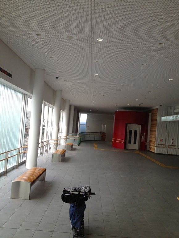 秀岳荘セール開催中なのに・・・_d0197762_22313864.jpg
