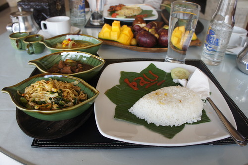 バリ島 (フランジパニ お食事)_f0215714_16125875.jpg