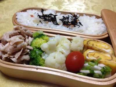 10月31日 豚冷しゃぶ弁当_b0044825_7294837.jpg