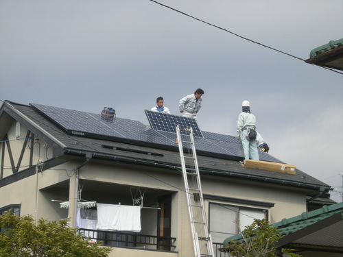 S様邸佐伯区杉並台)太陽光発電工事 _d0125228_21493698.jpg
