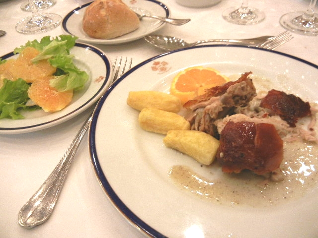 ’12,10,31(水)ポルトガル旅行4日目②ブサコパレス_f0060461_1234453.jpg