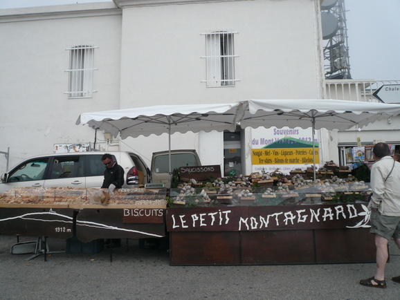 ツール・ド・フランスの聖地　Mont Ventoux_a0147890_19191316.jpg