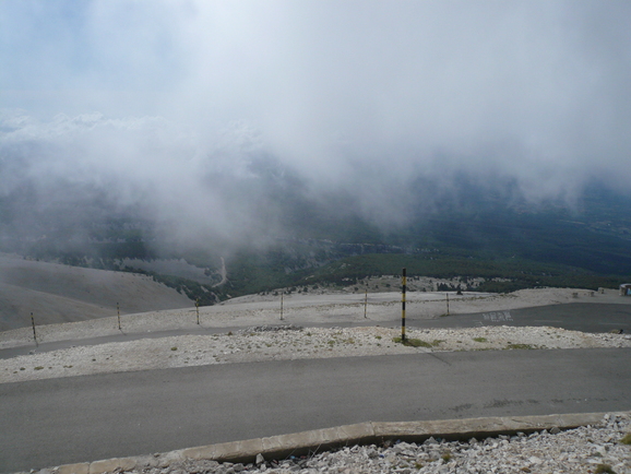 ツール・ド・フランスの聖地　Mont Ventoux_a0147890_19192495.jpg