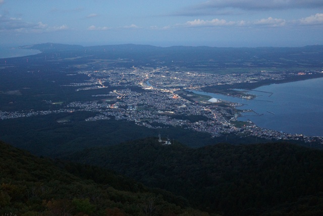 青森県むつ市　釜臥山の夜景、日本三大夜景、陸奥湾の秋、素敵な夜景の写真、秋の夜　夜景、渡辺水産_d0181492_2271288.jpg