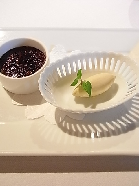 軽井沢 エルミタージュ・ド・タムラ_b0145846_1140137.jpg