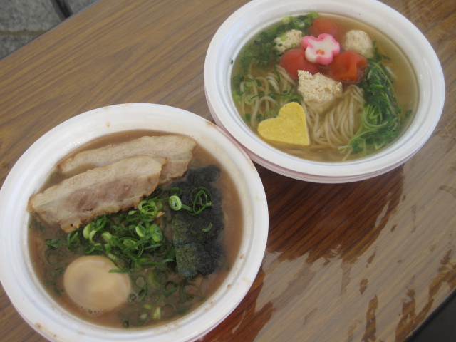 東京ラーメンショー2012@駒沢オリンピック公園中央広場Vol.1(1杯、2杯目)_b0042308_17593494.jpg