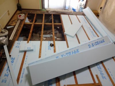 断熱工事。_b0131012_19312758.jpg