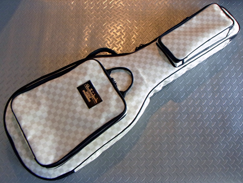 今年11度目となる「Psychederhythm GIG Bag」が完成〜!_e0053731_18442955.jpg