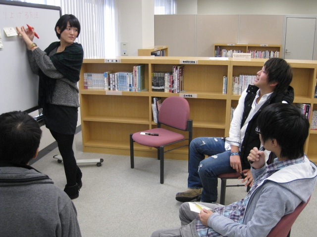 後期授業において、林炳大さんに「まちづくりワークショップ」を行っていただきました。_c0167632_12325861.jpg