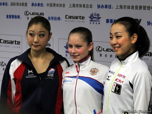 リプニツカヤ選手トップスタート 浅田真央選手僅差の2位 12中国杯 女子sp Murmur 別館