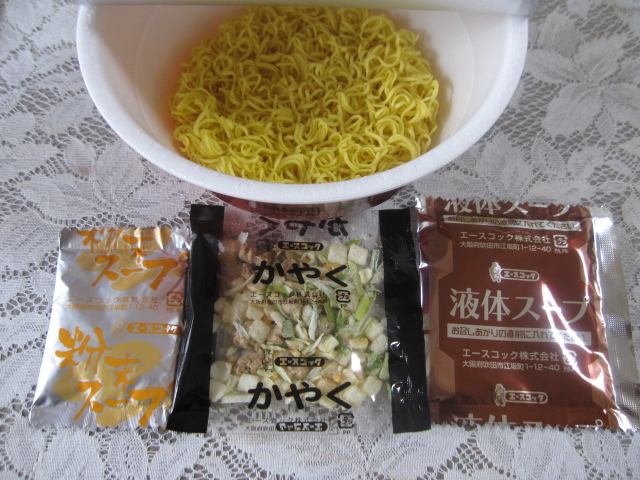 エースコック 勝浦タンタンメン¥238_b0042308_1056213.jpg