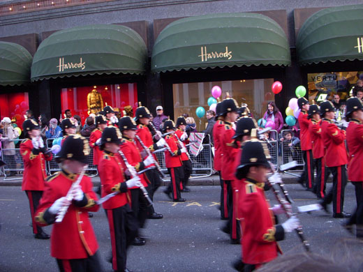 Harrods Christmas Parade 2012_a0067582_23413138.jpg