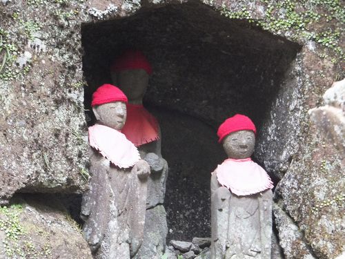 「茶湯寺」の涅槃仏は拝観出来ずとも木喰の写を間近に。_f0120102_2149194.jpg