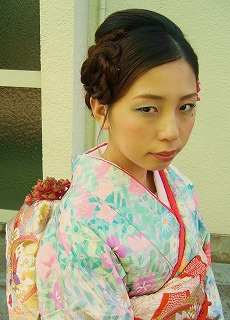 成人式のヘアー&メイクと着付け_a0123703_16542886.jpg