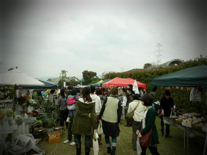2012「原っぱマルシェ秋」&「HARVEST MARKET」のダブル「出店」DAY★_a0125419_833411.jpg