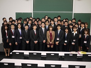 藍井エイルが11月3日（土・祝）に早稲田大学にて”初の大学祭イベント”に出演した。_e0025035_13314071.jpg