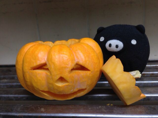 Halloween~ジャックオーランタン作りにチャレンジ！_f0029541_1343257.jpg