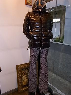11月8日からコート展_d0236253_16321866.jpg