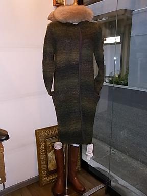 11月8日からコート展_d0236253_1632660.jpg