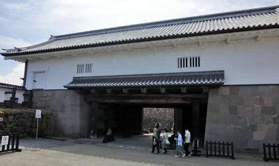f0084573_12343931.jpg