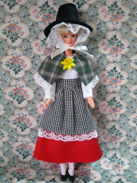 人形用ウェールズの民族衣装 Der Liebling 蚤の市フリークの雑貨手帳