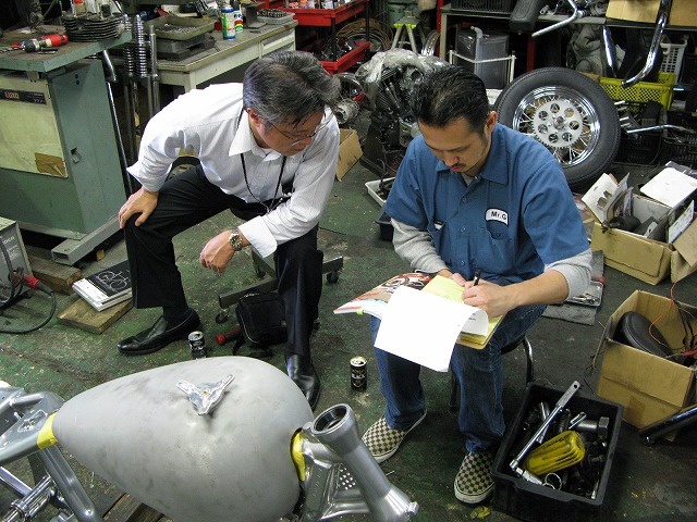 W氏 奮闘日記 その3 +(プラス)業務報告!!_a0110720_16521316.jpg