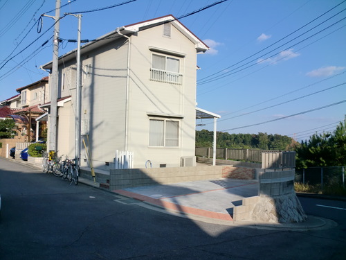 廿日市市 T様邸・駐車場増設工事_d0125228_3143064.jpg