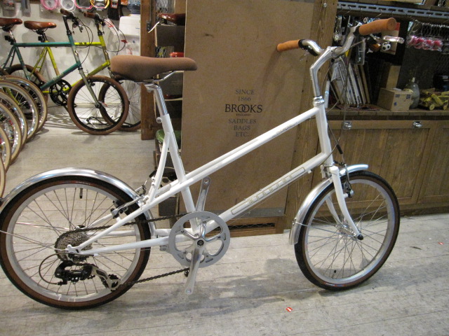 2013年モデル Bianchi 続々入荷 Bianchi 在庫表_e0188759_14455874.jpg
