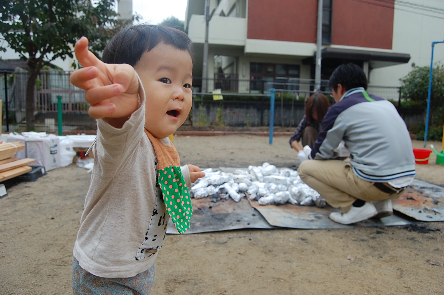 焼き芋大会_d0229469_1294963.jpg