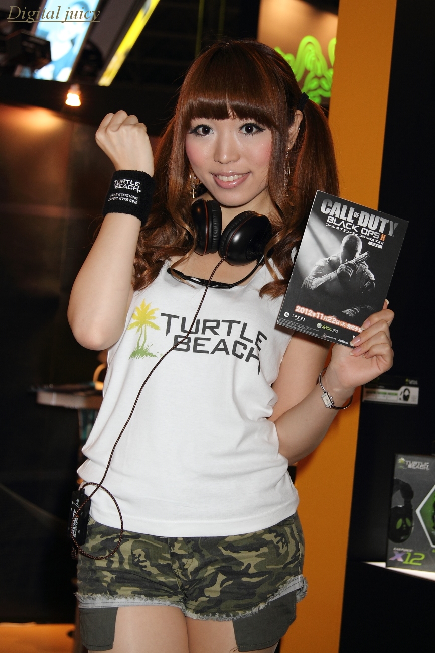 長谷川なお さん（Turtle Beach ブース）_c0216181_057129.jpg