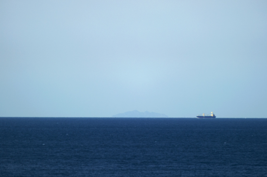 ◆楯崎より　沖ノ島・筑前大島・小呂島_b0023047_4544718.jpg