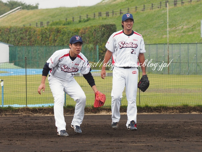 戸田秋季練習12　村中・松岡・山本投手他フォト_e0222575_19302924.jpg