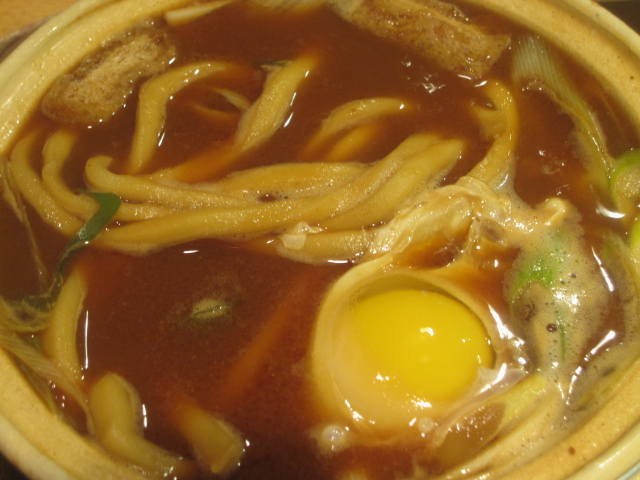 煮込みうどん山本屋本店 味噌煮込みうどん¥1,260+ごはん¥315@エスカ_b0042308_21153312.jpg