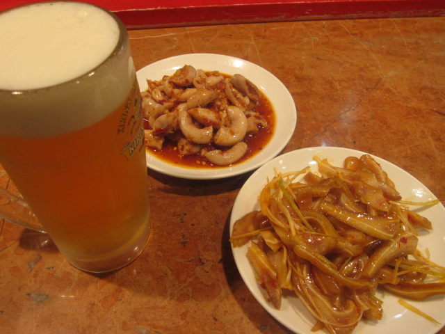 味仙今池本店の子袋、豚の耳、台湾ラーメン@名古屋_b0042308_21345621.jpg