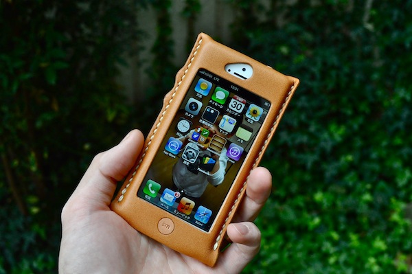 iphone leather cover_b0172633_9354320.jpg