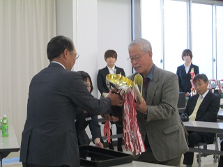 菊花展表彰式_f0229750_8504776.jpg