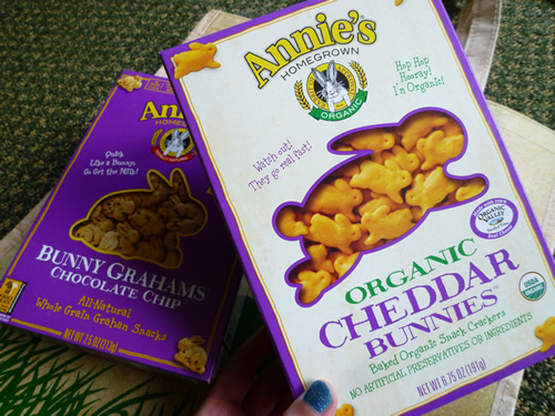 Annie\'sのAnnie\'s Homegrown Organic Cheddar Bunnies_c0152767_21283079.jpg