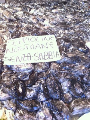 ヴェネツィアの市場は魚市場!_c0141025_15194027.jpg