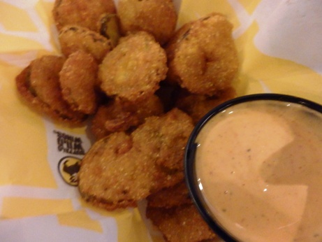 晩ご飯＠　”ＢＵＦＦＡＬＯ　ＷＩＬＤ　ＷＩＮＧＳ”　_b0111632_1485043.jpg