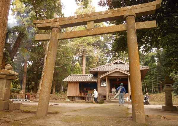 　♪　秋祭り　祭り　祭り　　南神社　きれいになりました。_f0042737_14185659.jpg