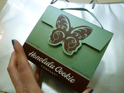 NeimanMarcus(ニーマン・マーカス)限定のPremium Butterfly Shortbread Cookies@ハワイでごはん2012秋_c0152767_21452728.jpg