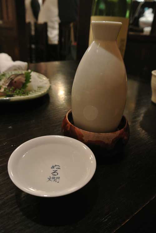 【浅草でほっこりぬる燗を・・・「ぬる燗」(東京・浅草)】_a0005436_16425835.jpg
