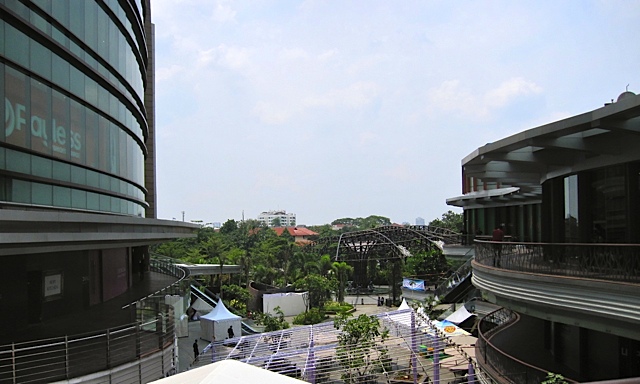 d0106242_2211127.jpg