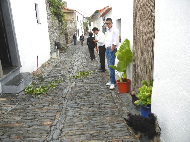 ’12,11,10(土)ポルトガル旅行記ルドンドとモンサラーシュ_f0060461_21164143.jpg