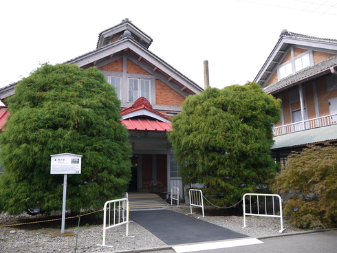 e0205713_1724342.jpg