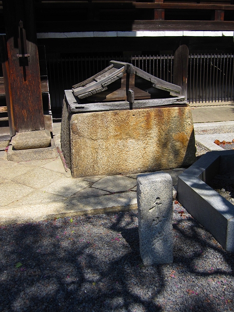 西陣本隆寺_e0237645_14585412.jpg